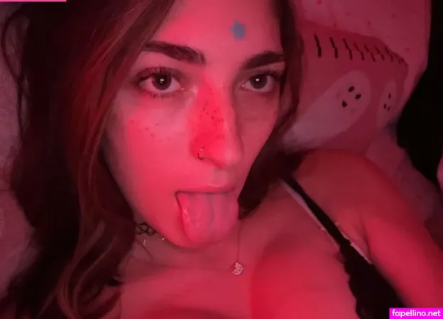 Amandakat13 photo