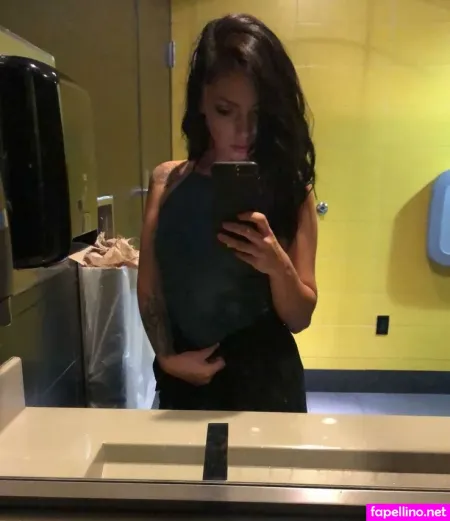 Amandarenee0602 OnlyFans Thumbnail #CIZxagLfpj