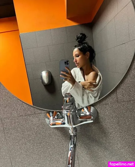 Amandastripperr OnlyFans Thumbnail #4XkzuUXnJu