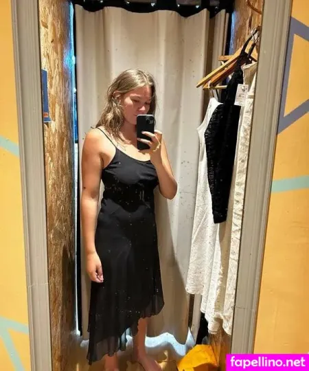 Amara Elise OnlyFans Thumbnail #23i3h0oy2X