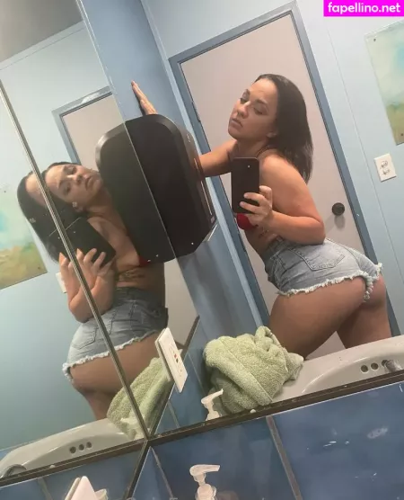 Amara Romani OnlyFans Thumbnail #H8agm1i77R