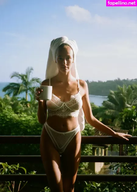 Amarajohnson OnlyFans Thumbnail #cLrWXUqfEK