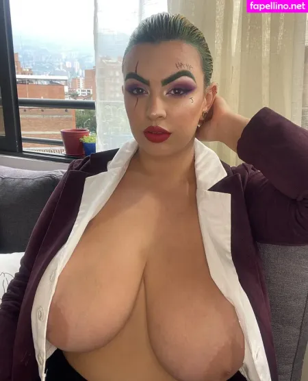Amaretto Hammer OnlyFans Thumbnail #TLTslwu1WG