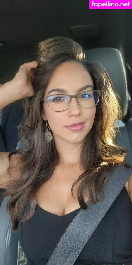 Amarie301 OnlyFans Thumbnail #ywo3HM7cAx