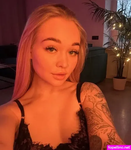 Amaryllis OnlyFans Thumbnail #nq6riVOCYY