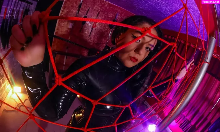 Amaviudanegra OnlyFans Thumbnail #3f9vAK61OQ