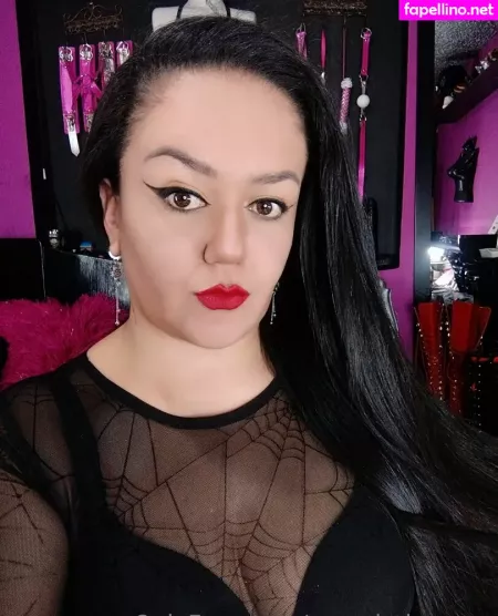 Amaviudanegra OnlyFans Thumbnail #IjRKIjxzJj