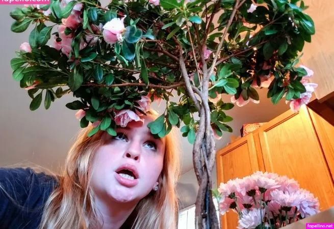 Amazingwaifu69 OnlyFans Thumbnail #5PQ8EAQ5Wl