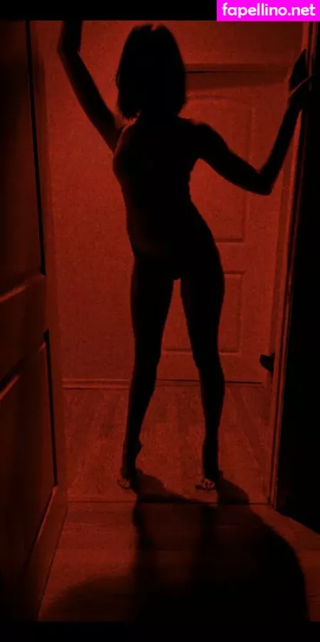 Amazon Queenie OnlyFans Thumbnail #LbaPnSBpNe