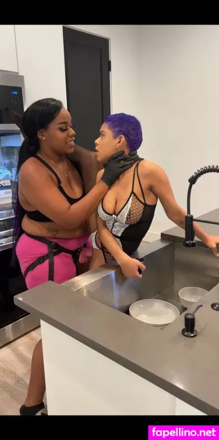 Amazonathena Main Profile Photo