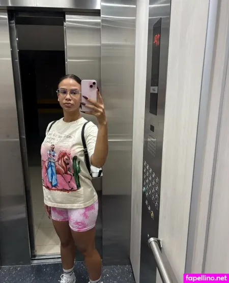 Ambarxreyes OnlyFans Thumbnail #23k4X7H8qp