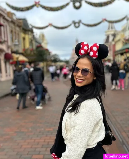 Ambarxreyes OnlyFans Thumbnail #LQGLq53Jci