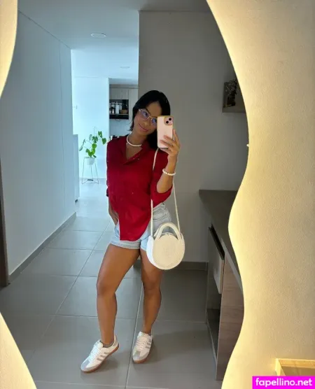 Ambarxreyes OnlyFans Thumbnail #hVWBRMXSt9