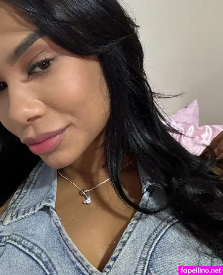 Ambarxreyes OnlyFans Thumbnail #rH6m6oAdrk