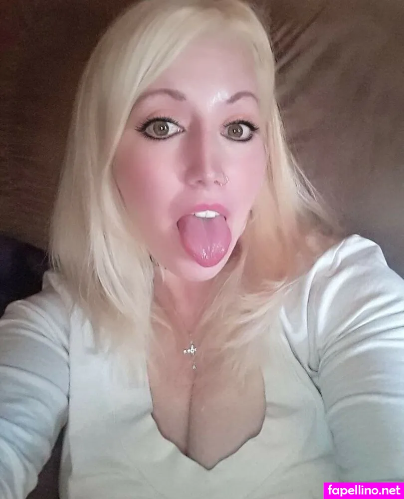 amberanne-gelic, amberannegelic Nude Leaked OnlyFans Photo #2Zvkjw9sV1