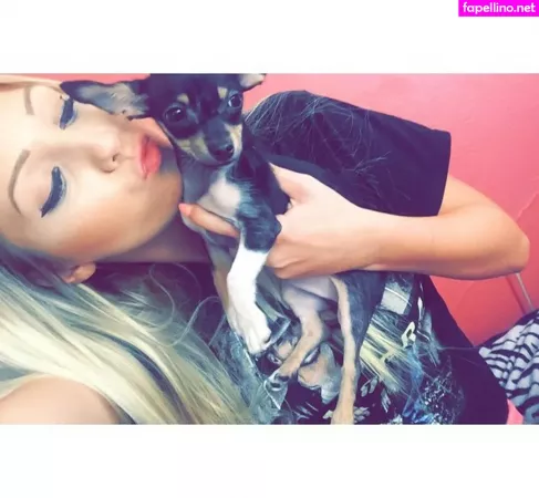 Amber Beiarski OnlyFans Thumbnail #DLixgDlzT4