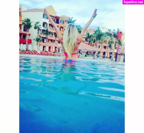 Amber Beiarski OnlyFans Thumbnail #ZG2MxA1TxF