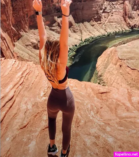 Amber Bradley OnlyFans Thumbnail #MCsxlyIaJh