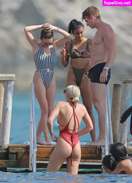Amber Davies OnlyFans Thumbnail #7uFDRibAi9