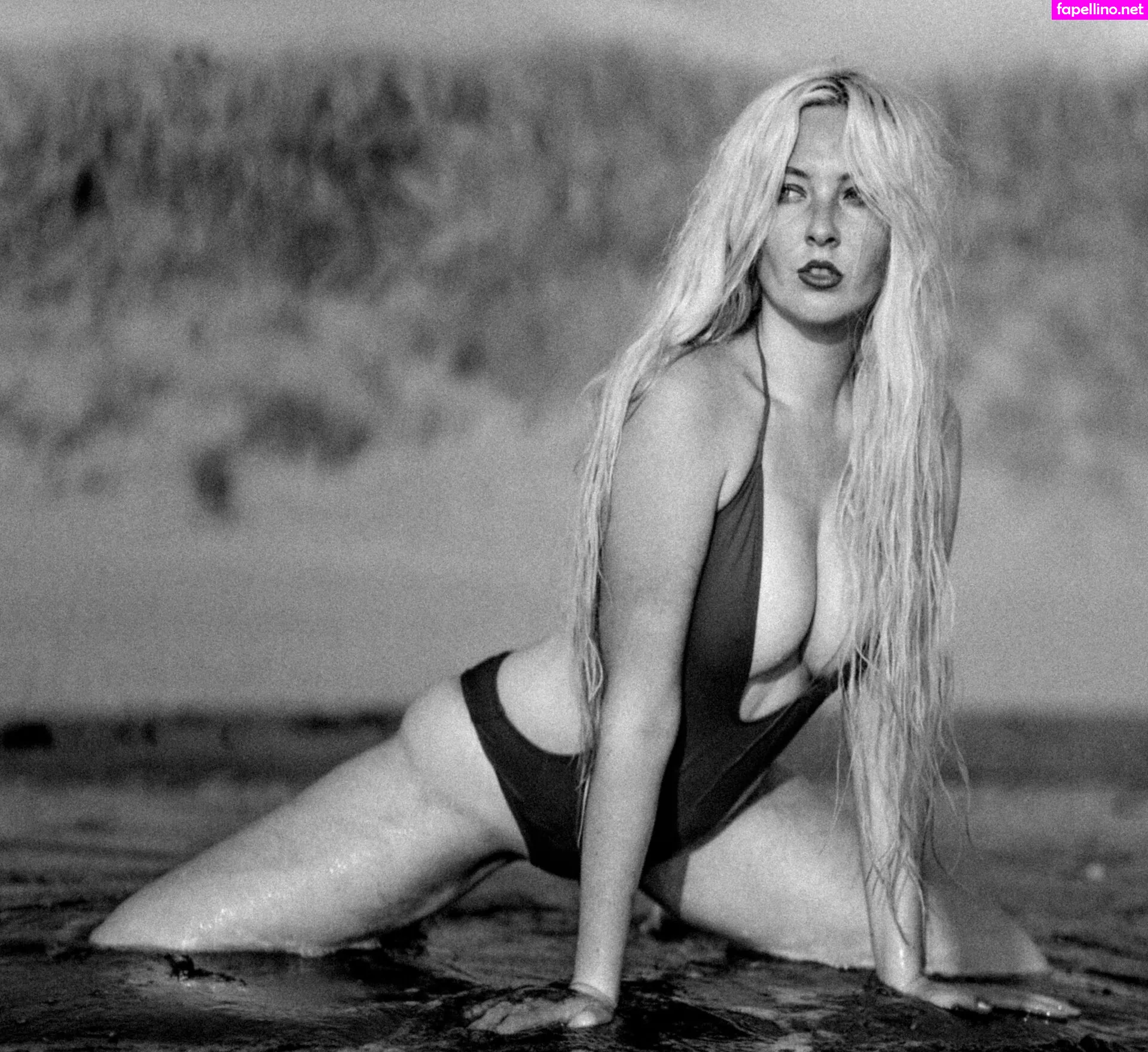 amberfarndon, amberjff Nude Leaked OnlyFans Photo #JKOGhsrzRc