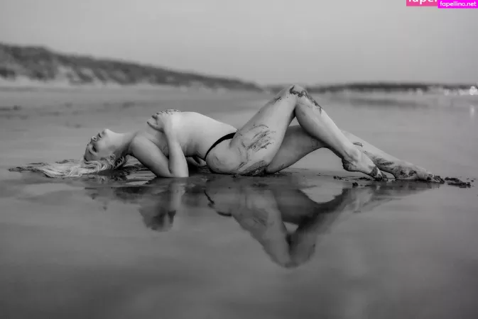 Amber Farndon OnlyFans Thumbnail #Y9tCRTDMAF