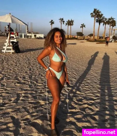 Amber Gill OnlyFans Thumbnail #8S1kHDCCCK