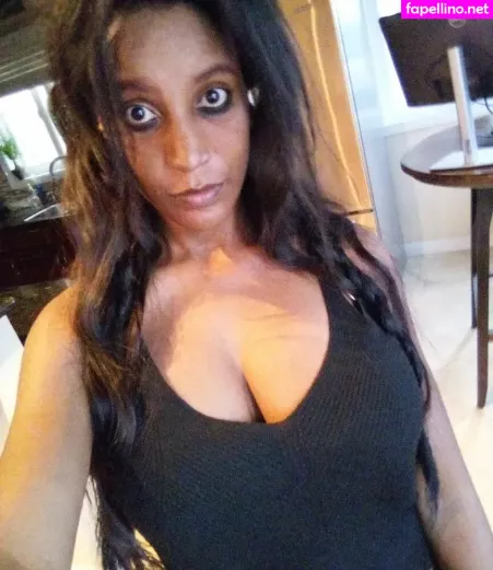 Amber Higgins Cecil OnlyFans Thumbnail #7k6wHODCT3