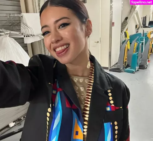Amber Midthunder OnlyFans Thumbnail #LBQotkiBrq