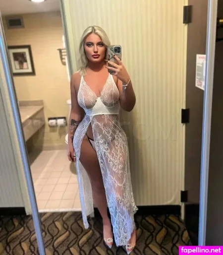 Amber Monroe OnlyFans Thumbnail #ZvtACZiEwM