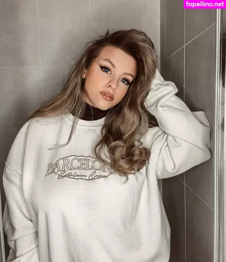 Amber R Brightman OnlyFans Thumbnail #RrI2qsENV7