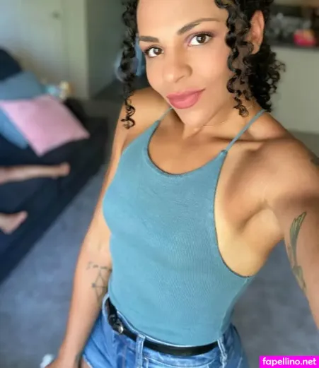 Amber Reacts OnlyFans Thumbnail #Rq0aHRumdf