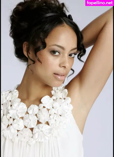 Amber Stevens West OnlyFans Thumbnail #QJ72CgDe2j