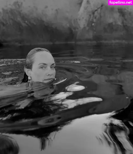 Amber Valletta OnlyFans Thumbnail #aAQ5h1tpmG