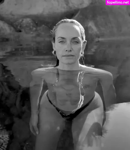 Amber Valletta OnlyFans Thumbnail #qrMhoIUMTE