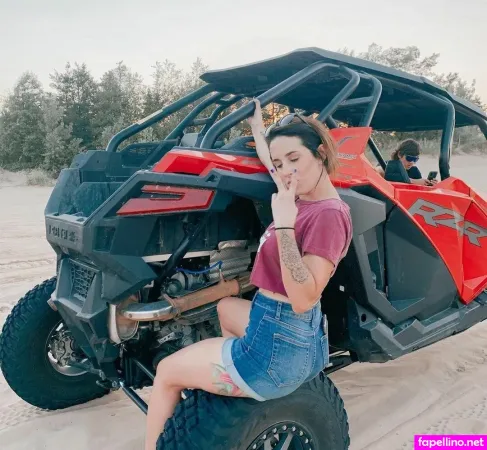 Amber Wilson 2 OnlyFans Thumbnail #neoFUczxFS