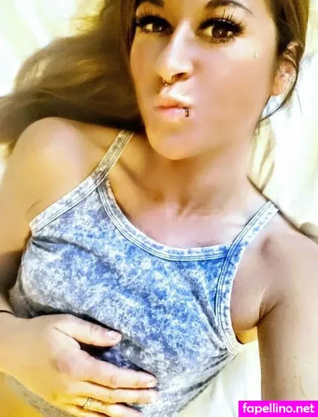 Amber22miz OnlyFans Thumbnail #qC2pUrfuKO