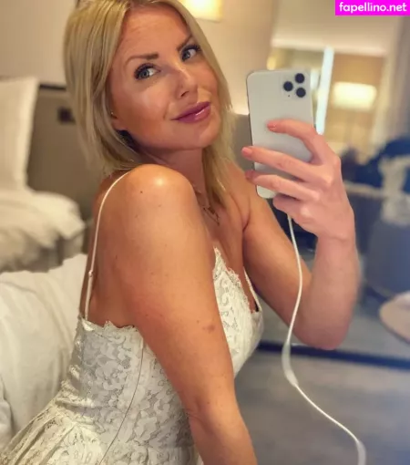 Amber6009 OnlyFans Thumbnail #9ESJzzjofq