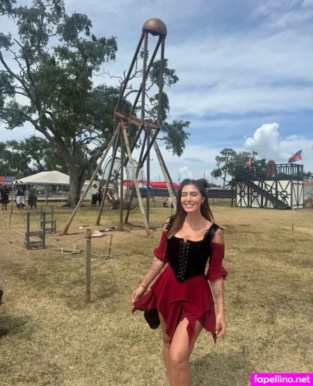 Amberevie OnlyFans Thumbnail #TWJunFS0NS