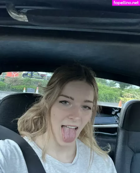 Amberkia0 OnlyFans Thumbnail #20mxHcmWle