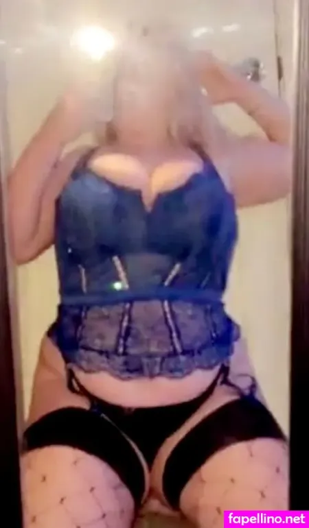 Amberly OnlyFans Thumbnail #JIEPigOZ4d