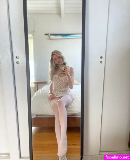 Ambermoorexxx OnlyFans Thumbnail #LmHJ9A2ebc