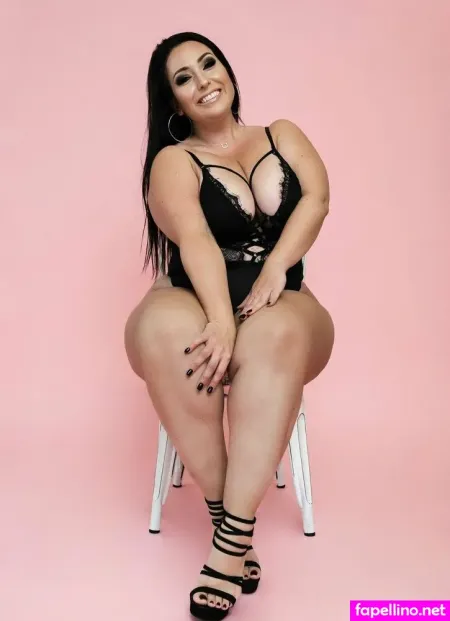 Ambernovafree 8 OnlyFans Thumbnail #S3POoJB4v8