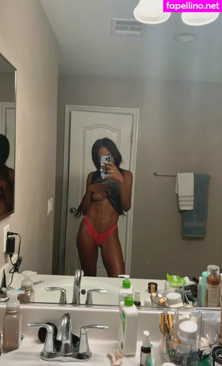 Amberoxrose OnlyFans Thumbnail #1sl40kHAts