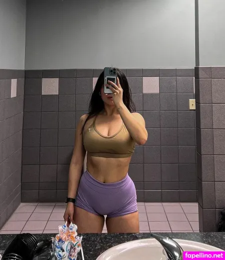 Amberrxl OnlyFans Thumbnail #NrRFL0rf9Q