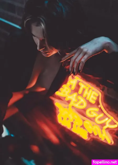 Ambersexclusives OnlyFans Thumbnail #PsEtflTAKm