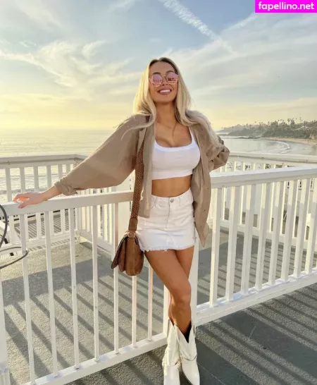 Ambrielle OnlyFans Thumbnail #TMbWyukLBV