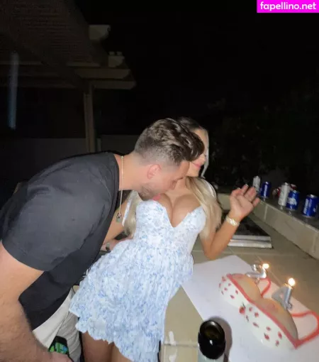 Ambrielle OnlyFans Thumbnail #bD95h7yqf8