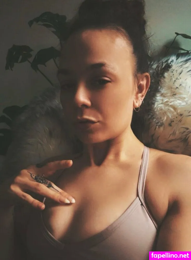 ambrosiasweetie, ambrosiasweety Nude Leaked OnlyFans Photo #3H4AKj9Dkb