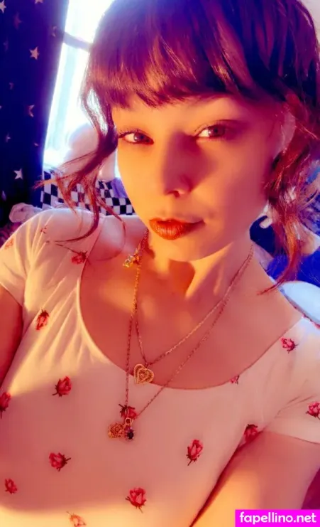 Ambrosiasweetie OnlyFans Thumbnail #AhYttuO0qO