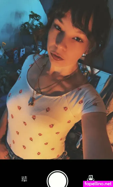 Ambrosiasweetie OnlyFans Thumbnail #sR9hXNW8tm